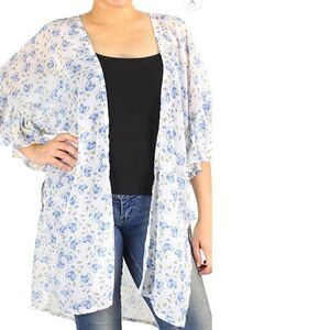 NWT size M/L crepe floral print beach coverup kimono.